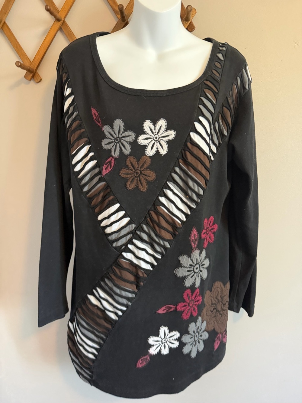 Leopards & Roses Floral Applique Cotton Tunic Top Black 2X